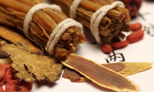 中草药樟树功效-【樟树药都有哪些出名的药】樟树的药用功效与用法 - 药樟树功效网